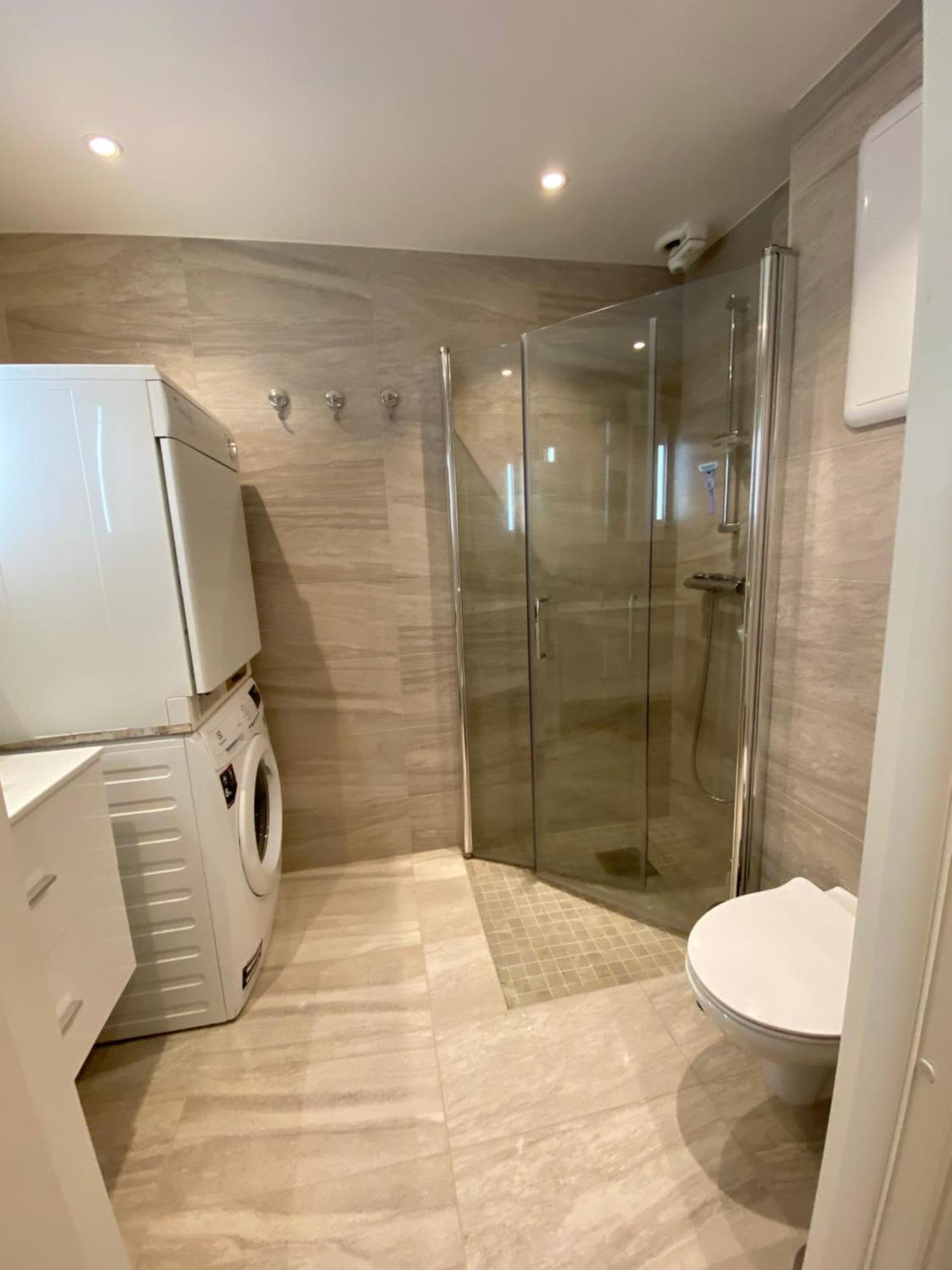 Modern Apartment With Free Parking Bergen Exterior foto